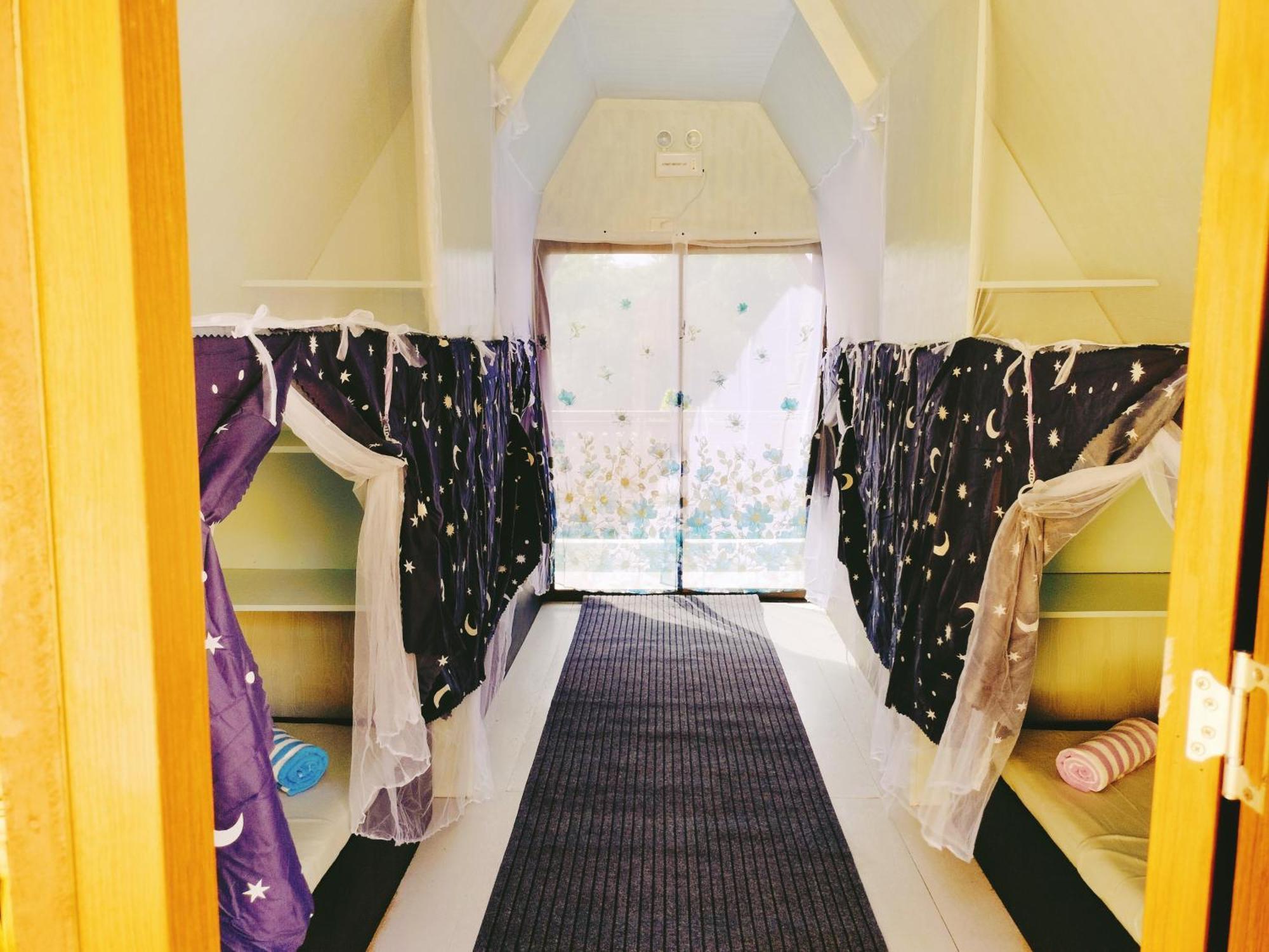 Riu Del Mar Hostel Dauis エクステリア 写真