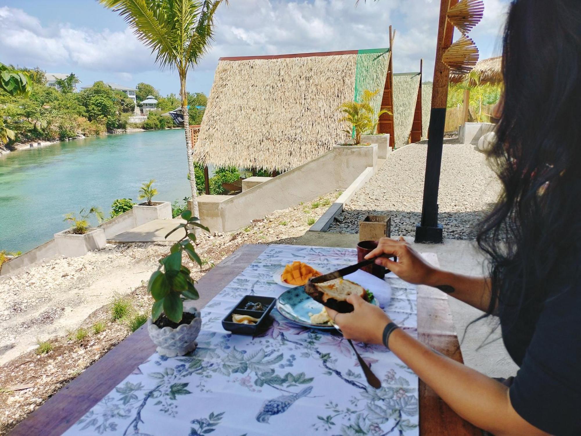 Riu Del Mar Hostel Dauis エクステリア 写真
